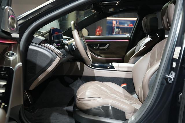 Mercedes-Benz S-Class 2022 thumb 7