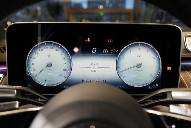 Mercedes-Benz S-Class 2022 thumb 10