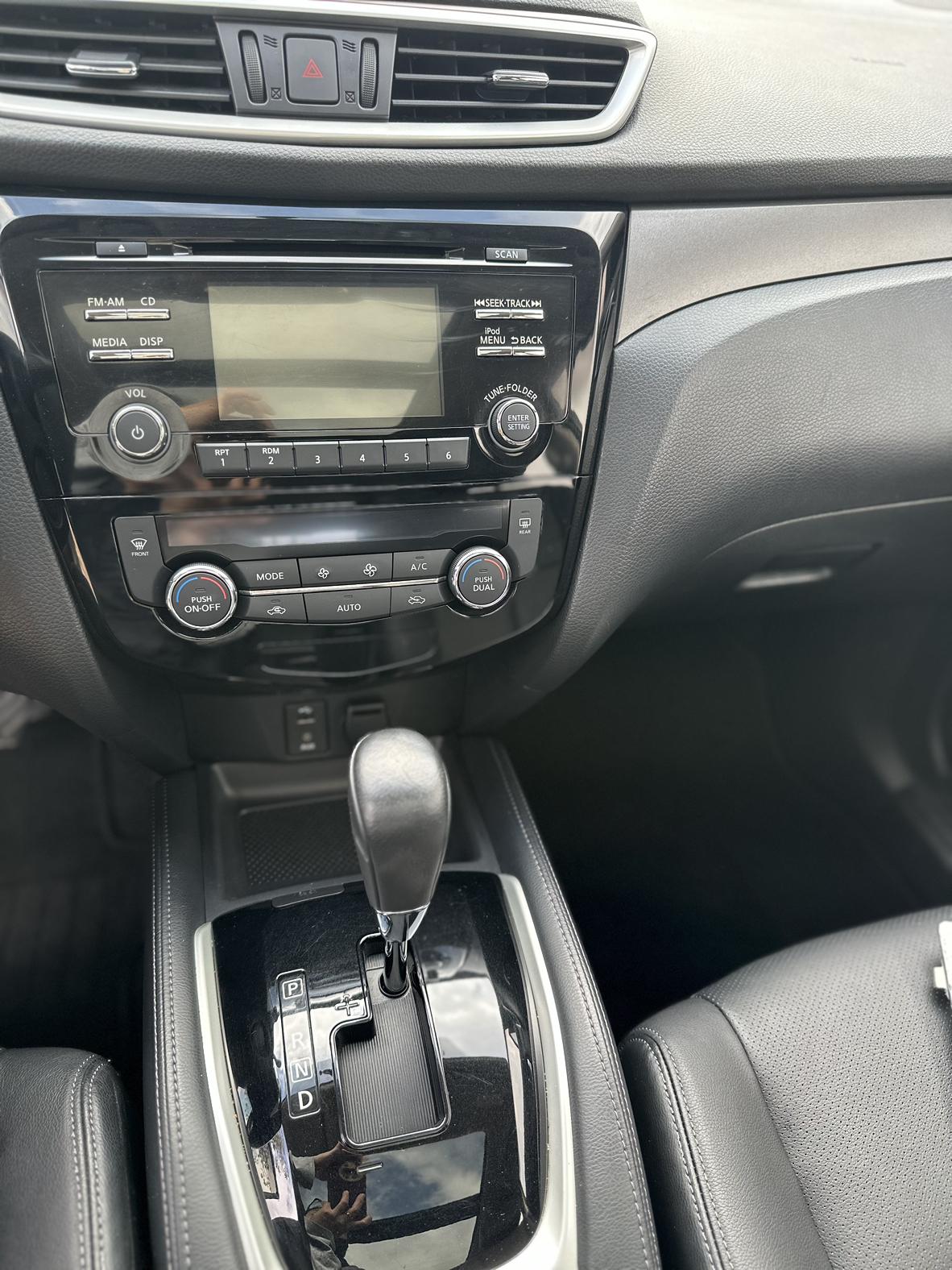Nissan X-Trail 2017 thumb 5