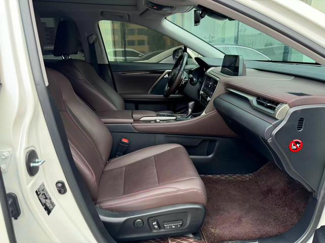 Lexus RX 2020 thumb 3
