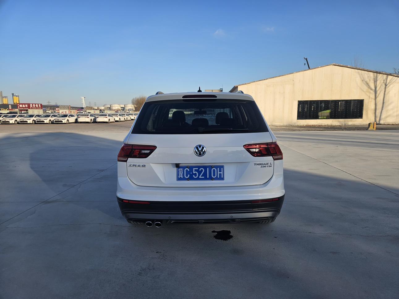 Volkswagen Tiguan 2017 thumb 3