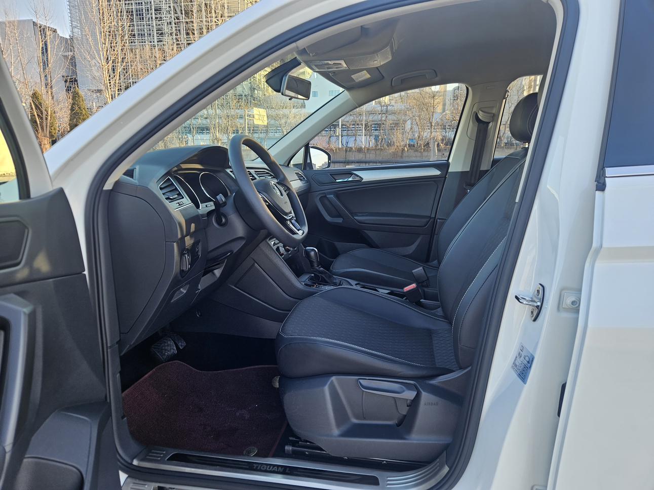 Volkswagen Tiguan 2017 thumb 6