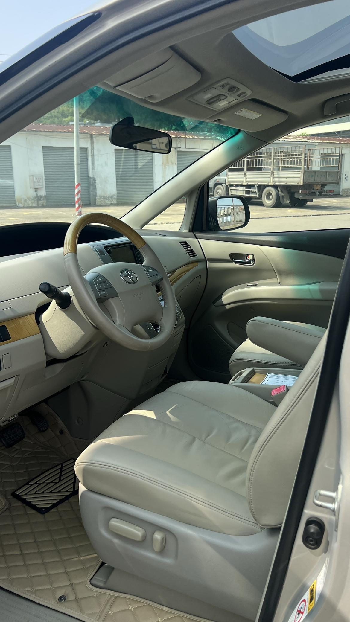 Toyota Previa 2009 thumb 9