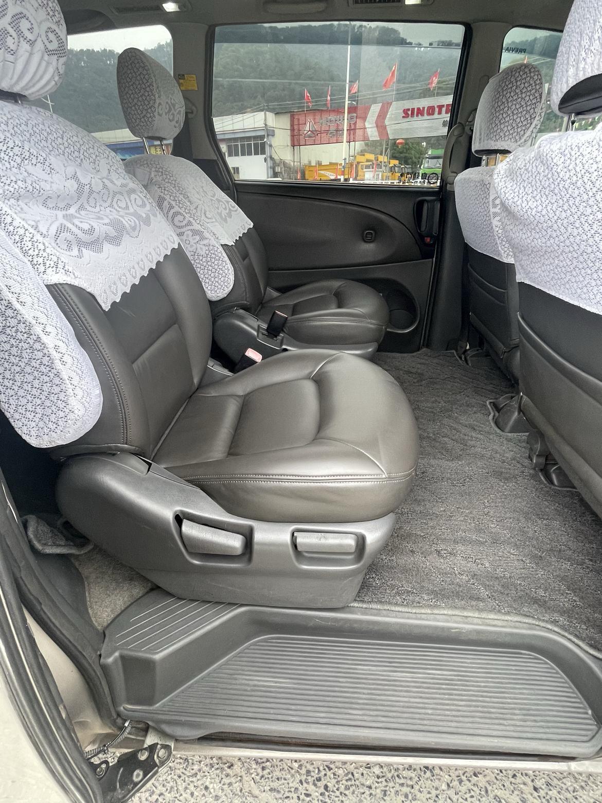 Toyota Previa 2005 thumb 9