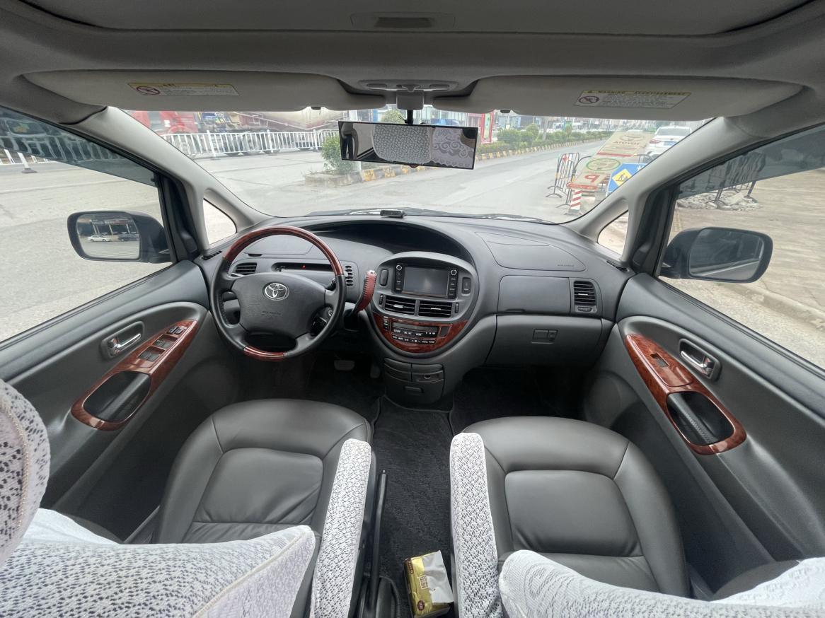 Toyota Previa 2005 thumb 11