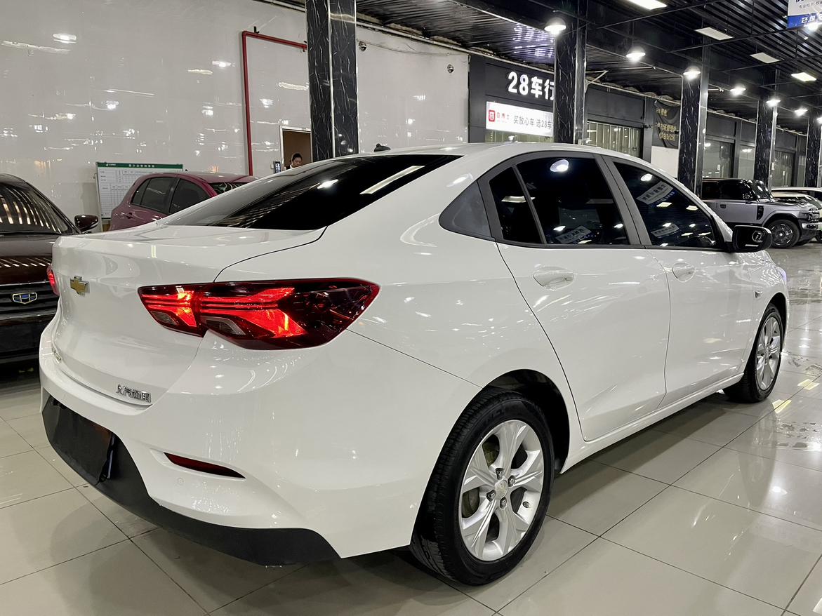 Chevrolet Cavalier 2019 thumb 4