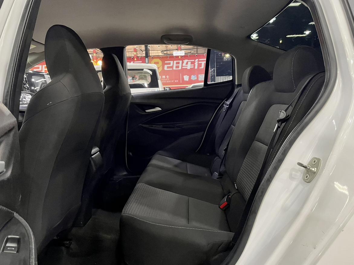 Chevrolet Cavalier 2019 thumb 8
