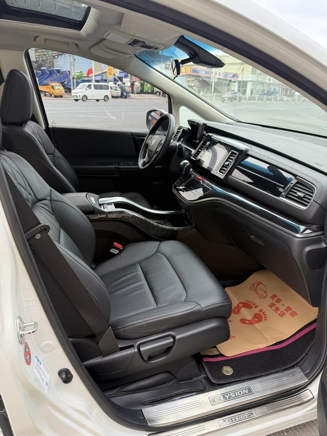 Honda Elysion 2019 thumb 8