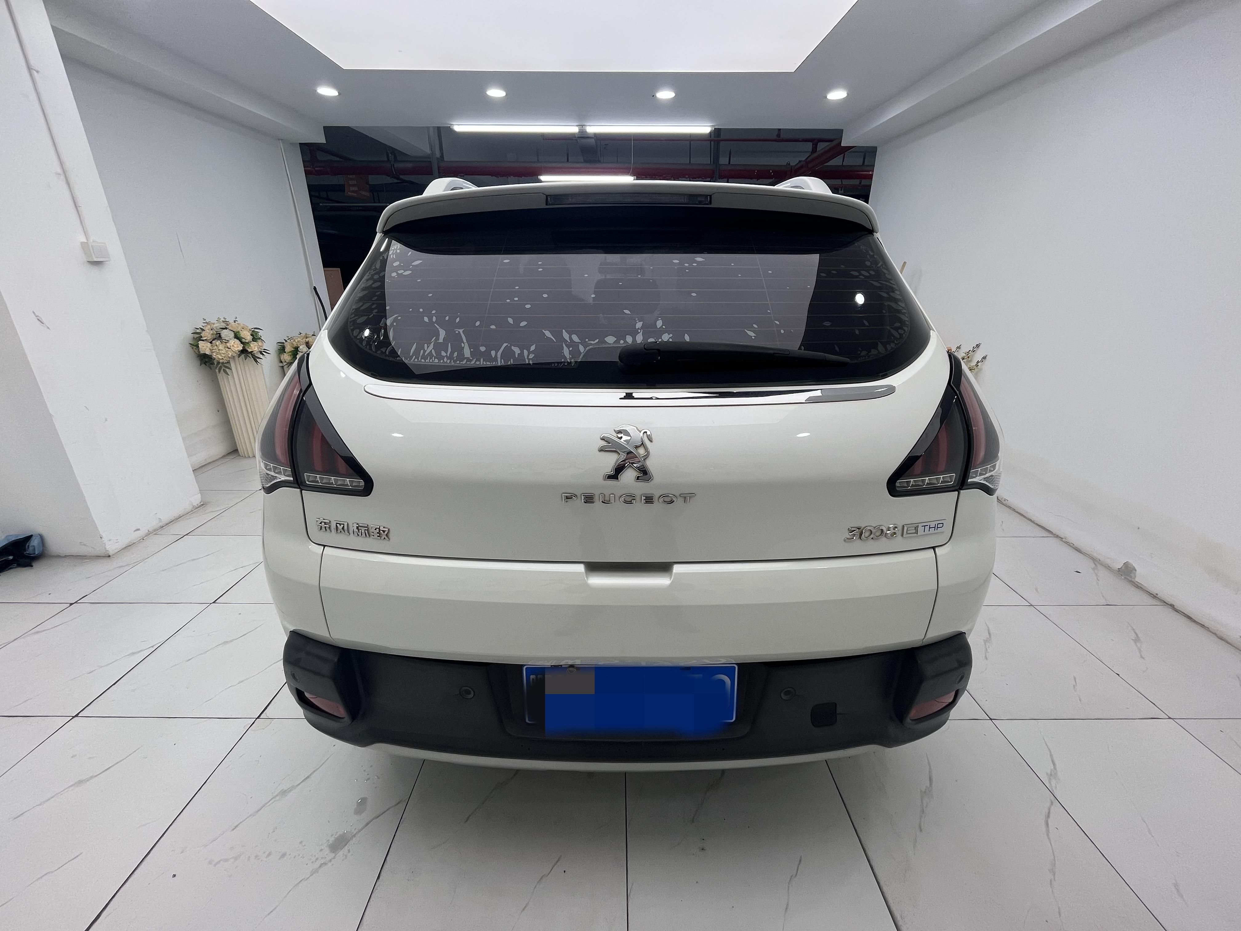 Peugeot 3008 2017 thumb 2