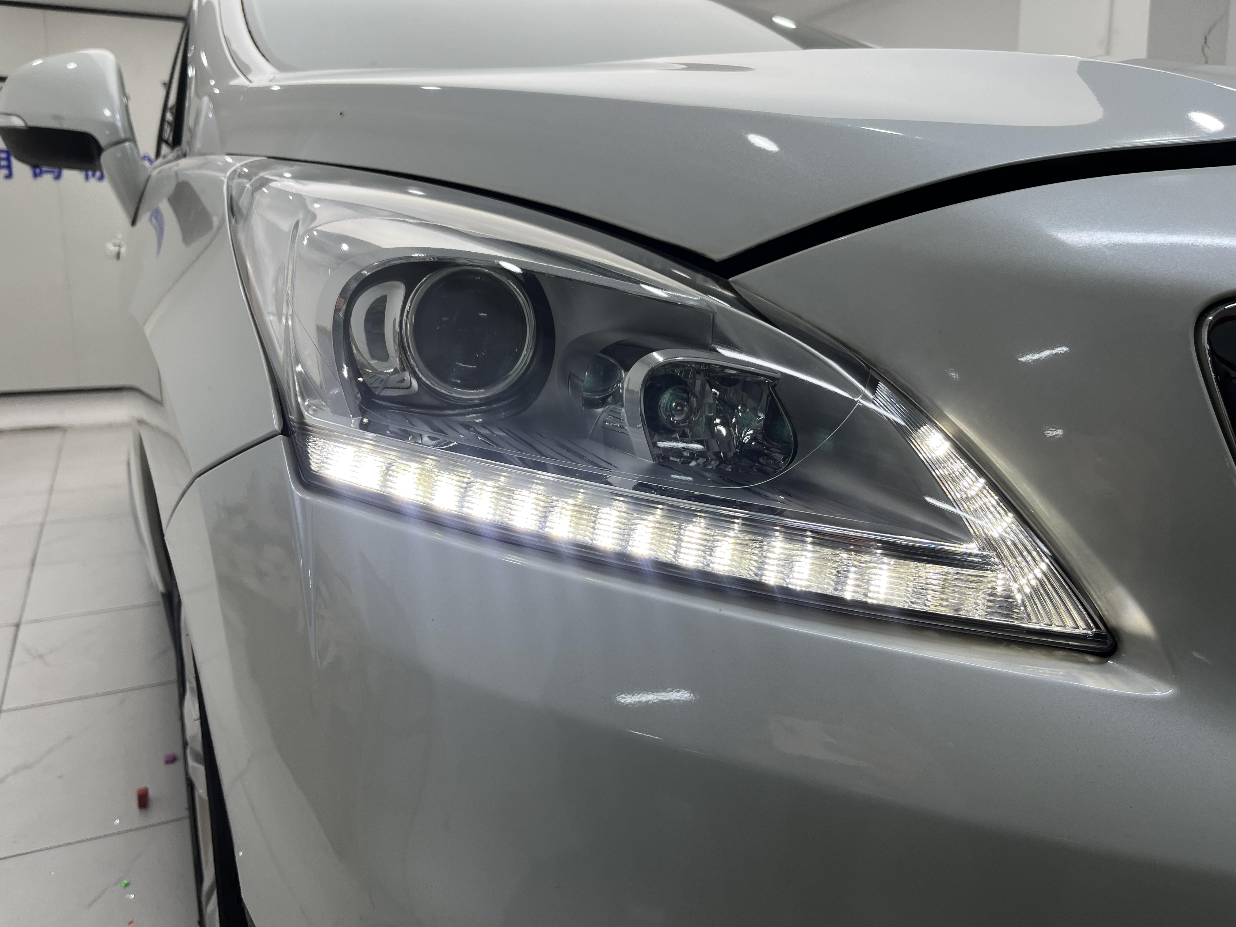 Peugeot 3008 2017 thumb 3