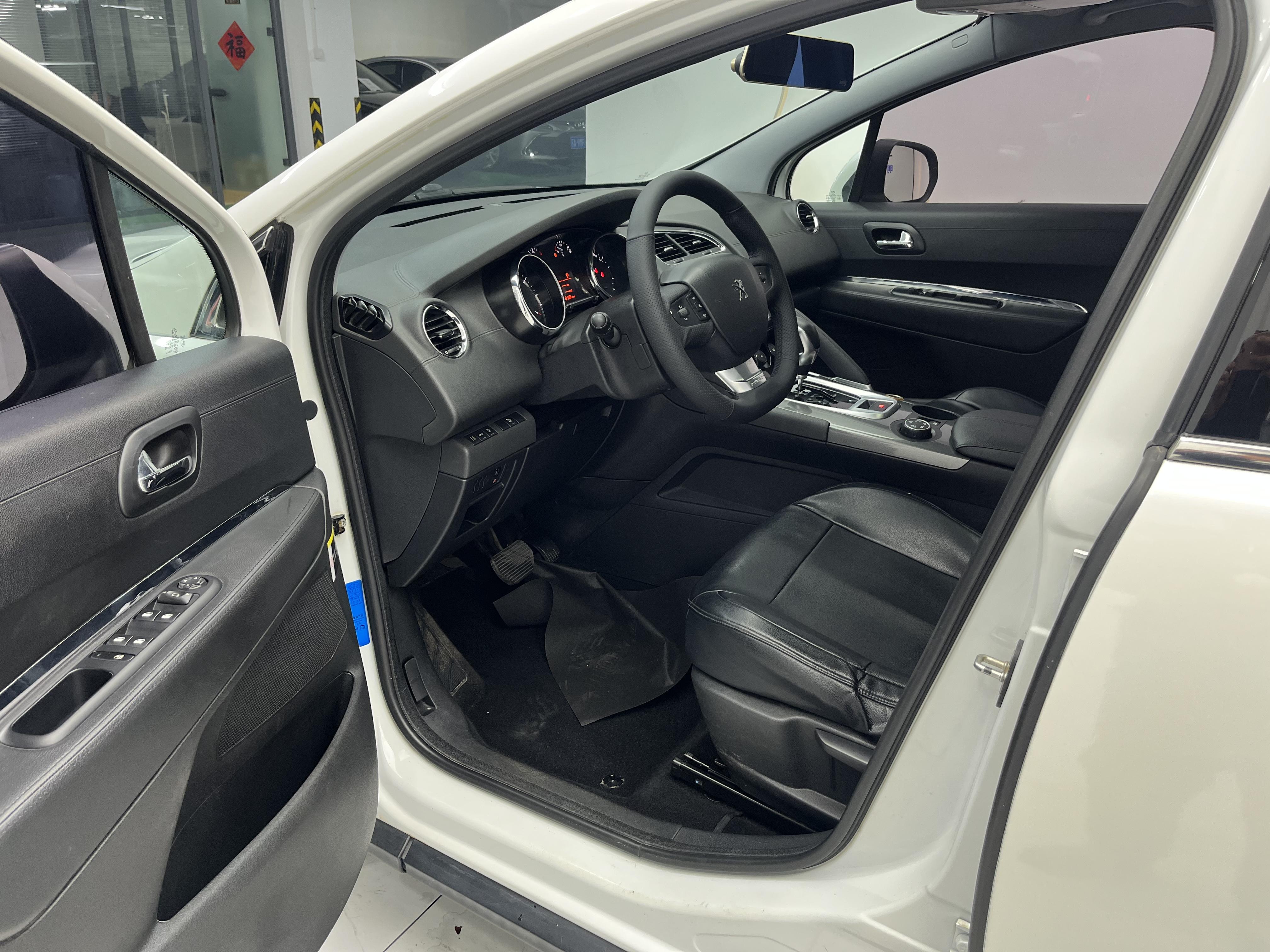 Peugeot 3008 2017 thumb 6