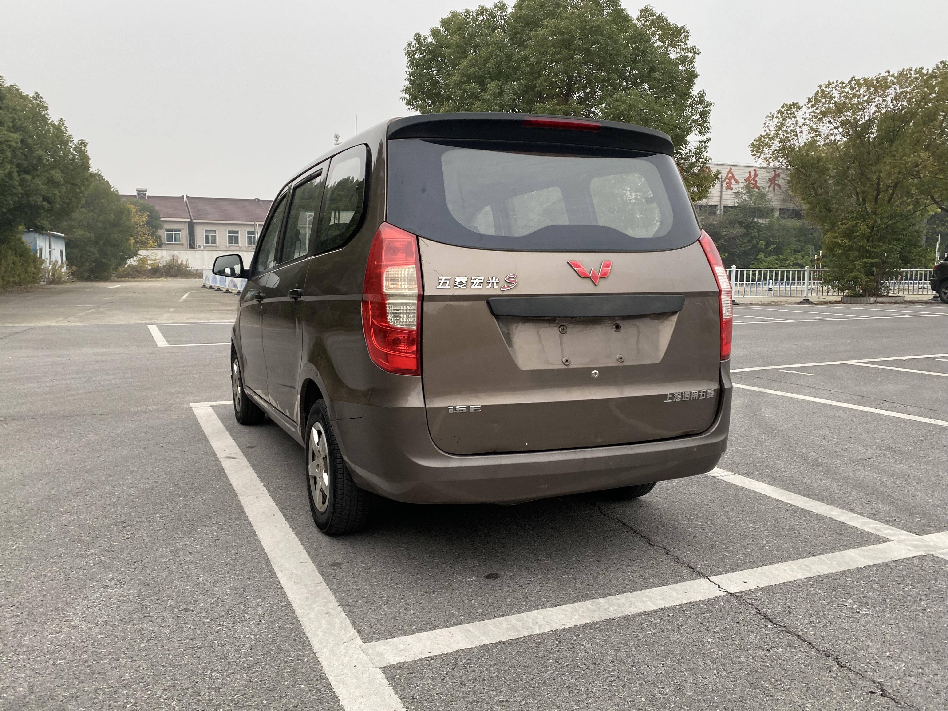 Wuling Hong Guang 2017 thumb 3
