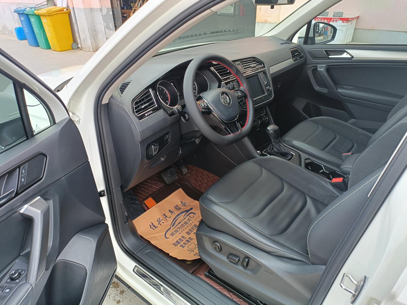 Volkswagen Tiguan 2018 thumb 6