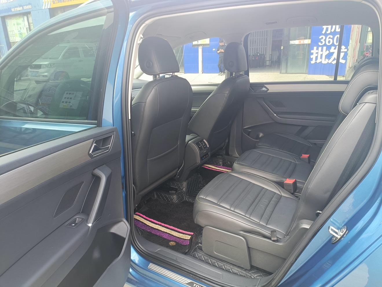 Volkswagen Touran 2018 thumb 7