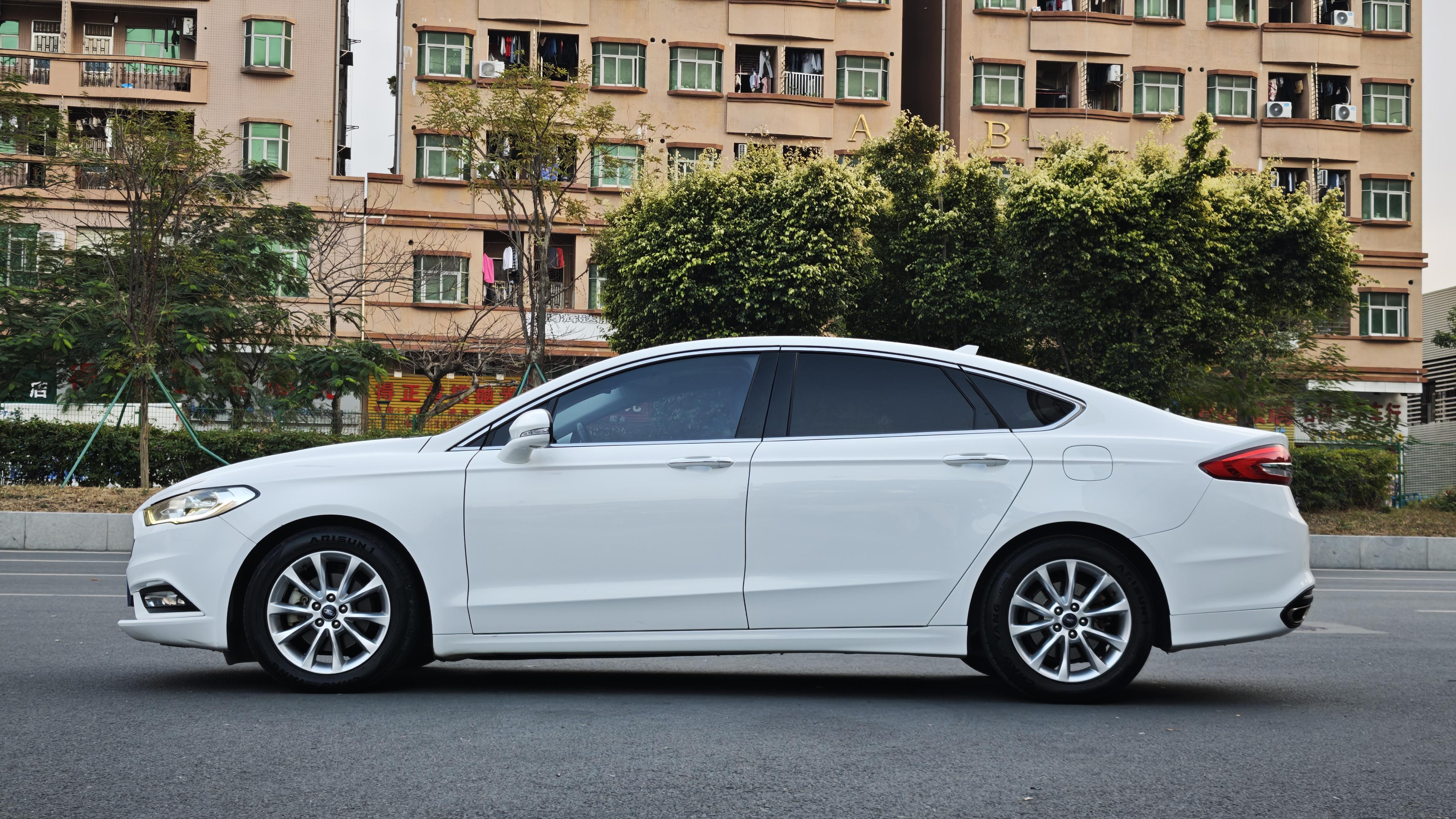 Ford Mondeo 2018 thumb 2