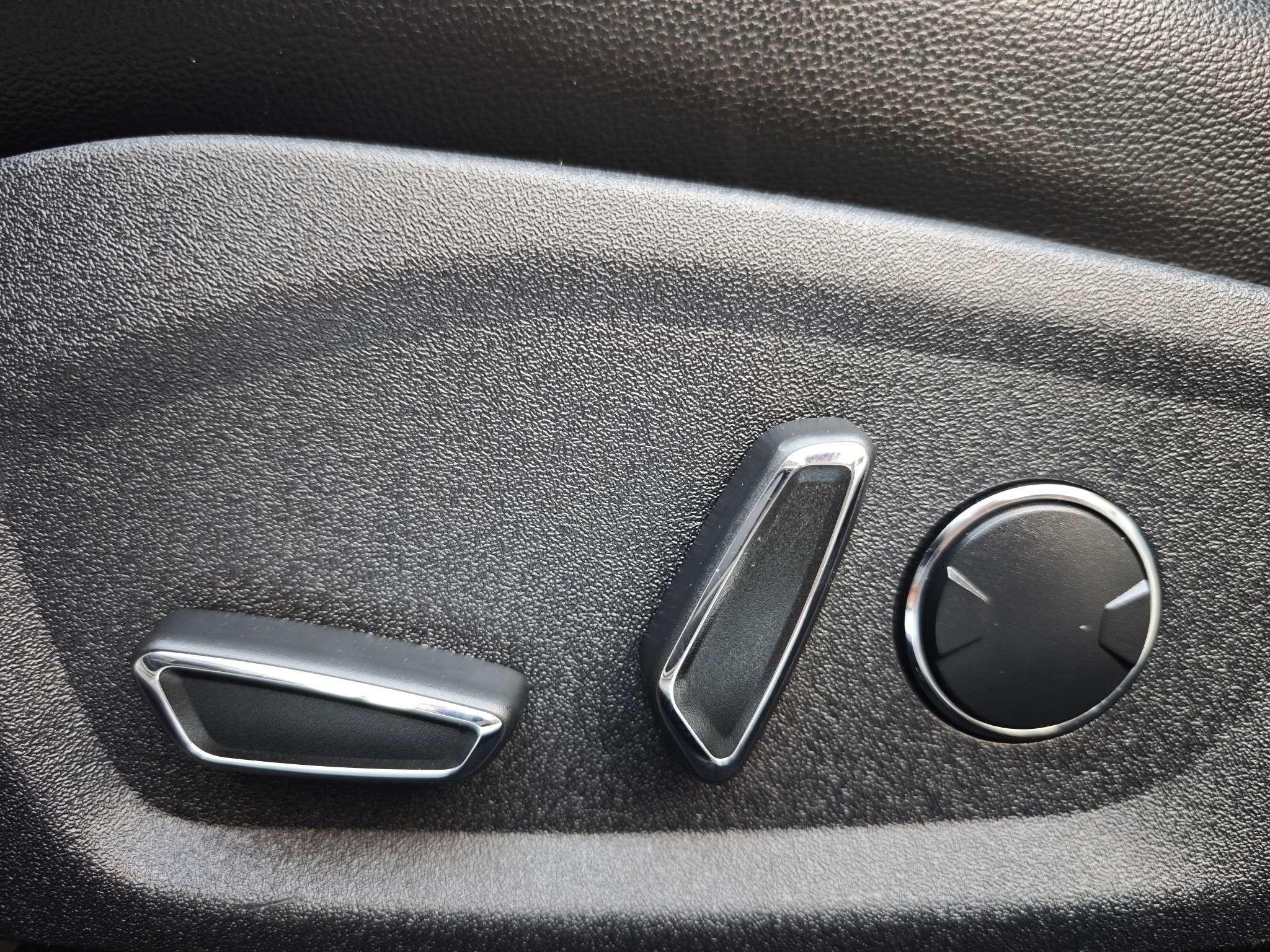 Ford Mondeo 2018 thumb 12