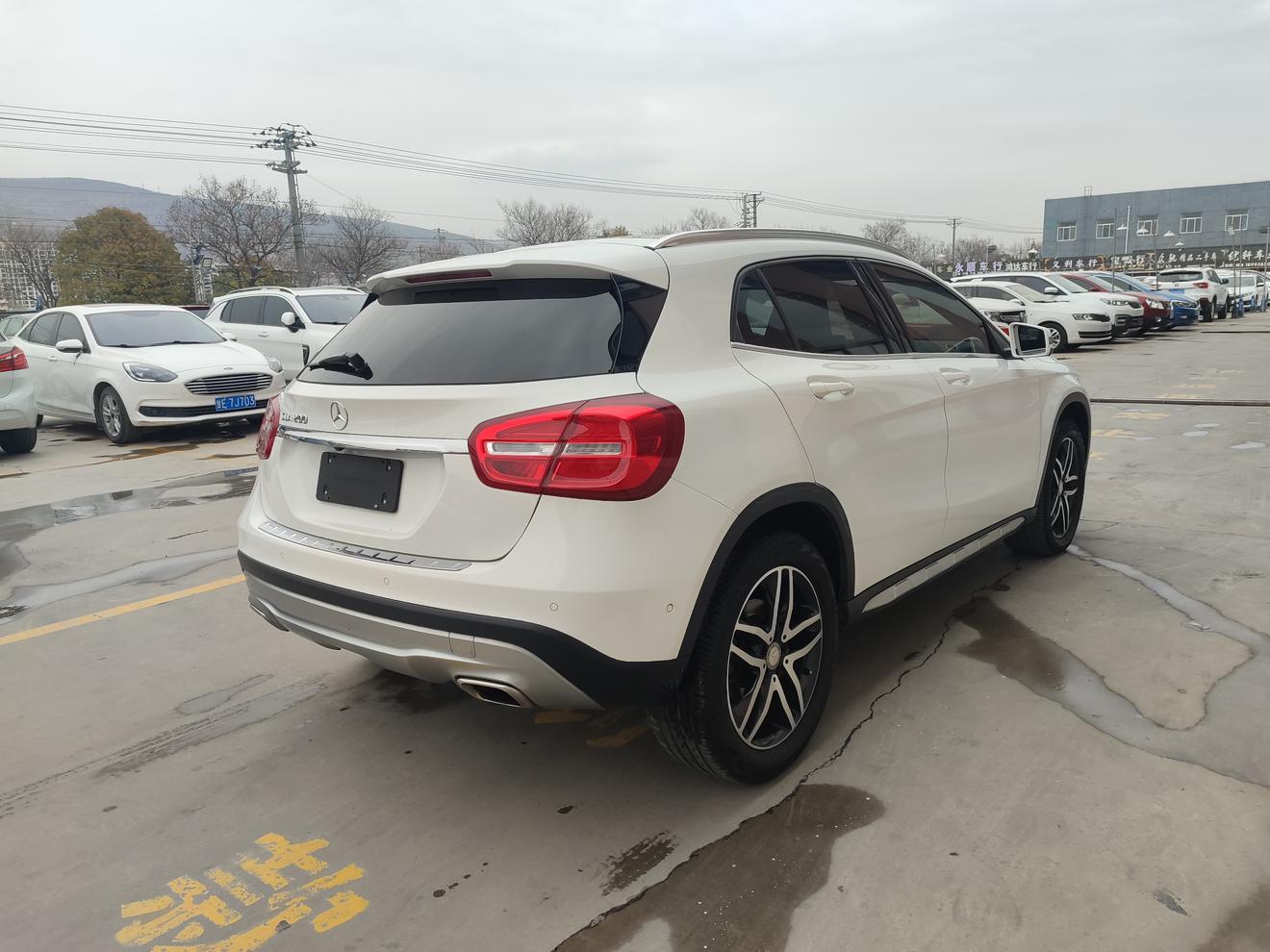 Mercedes-Benz GLA 2016 thumb 4