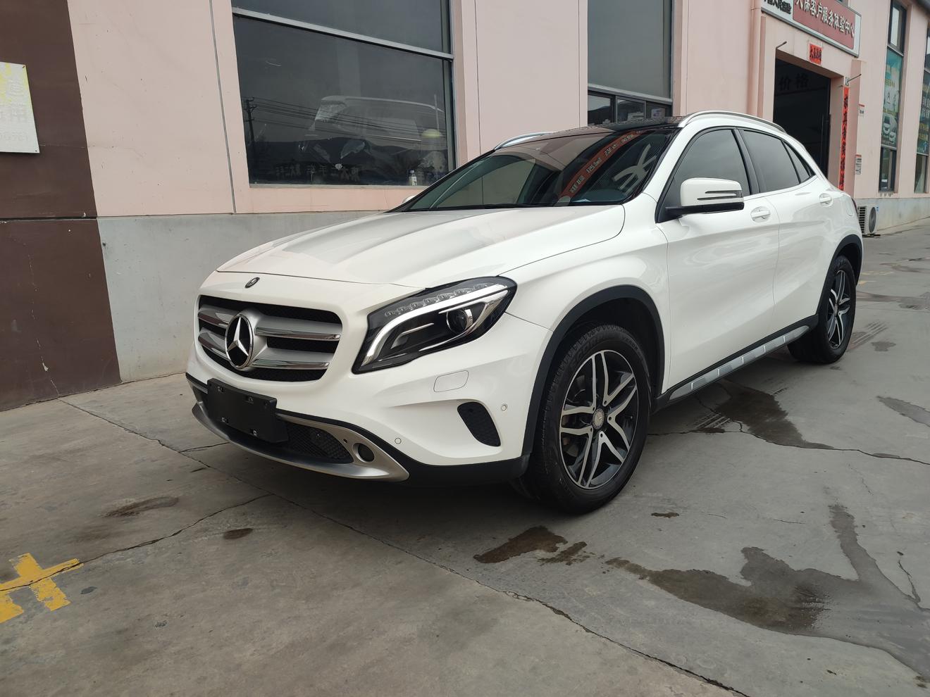 Mercedes-Benz GLA 2016 thumb 8
