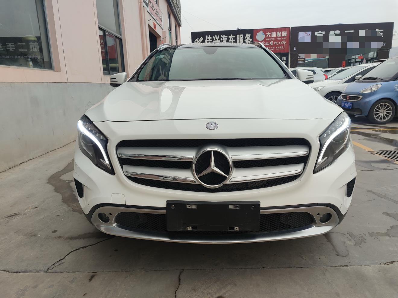 Mercedes-Benz GLA 2016 thumb 9