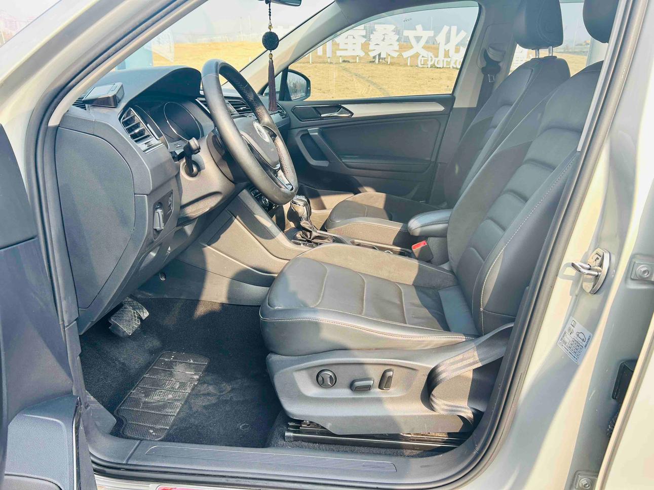 Volkswagen Tiguan 2018 thumb 10