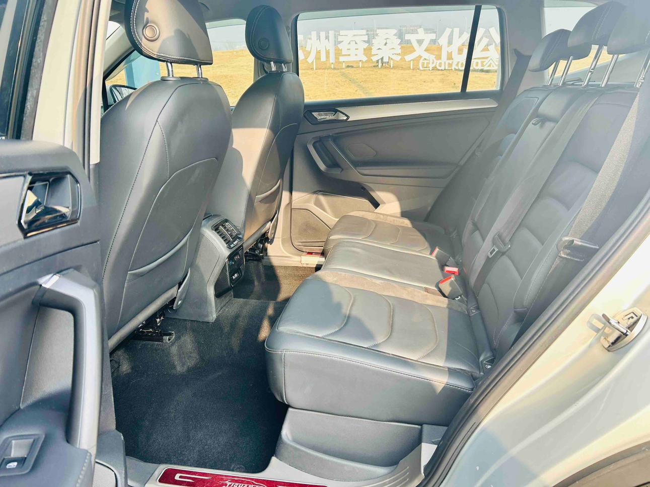 Volkswagen Tiguan 2018 thumb 11