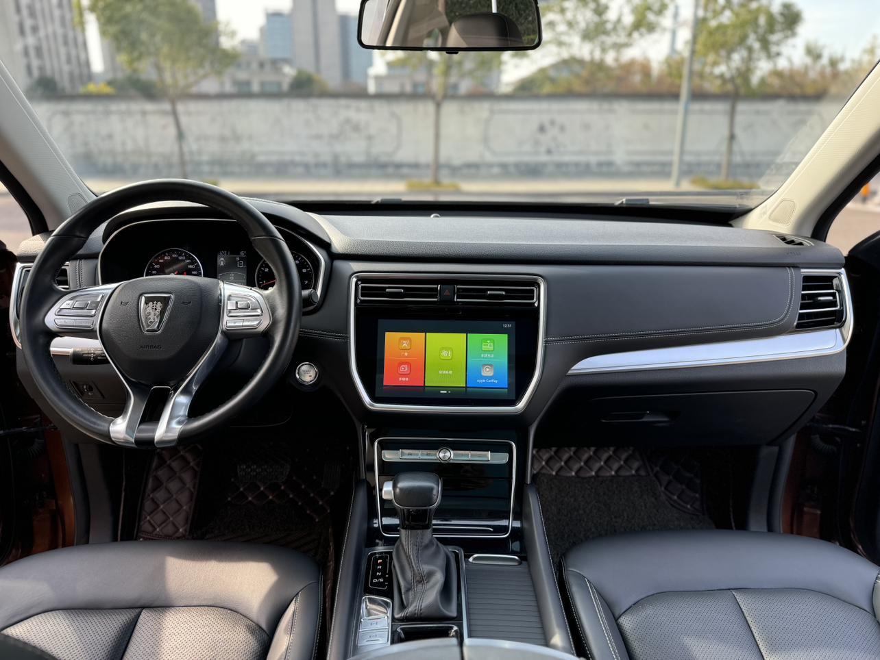 Roewe RX8 2019 thumb 6