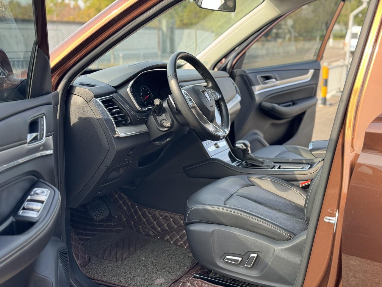 Roewe RX8 2019 thumb 10