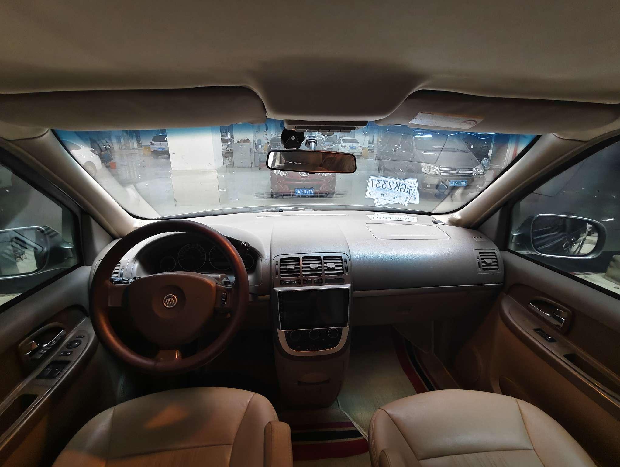 Buick GL8 2013 thumb 4