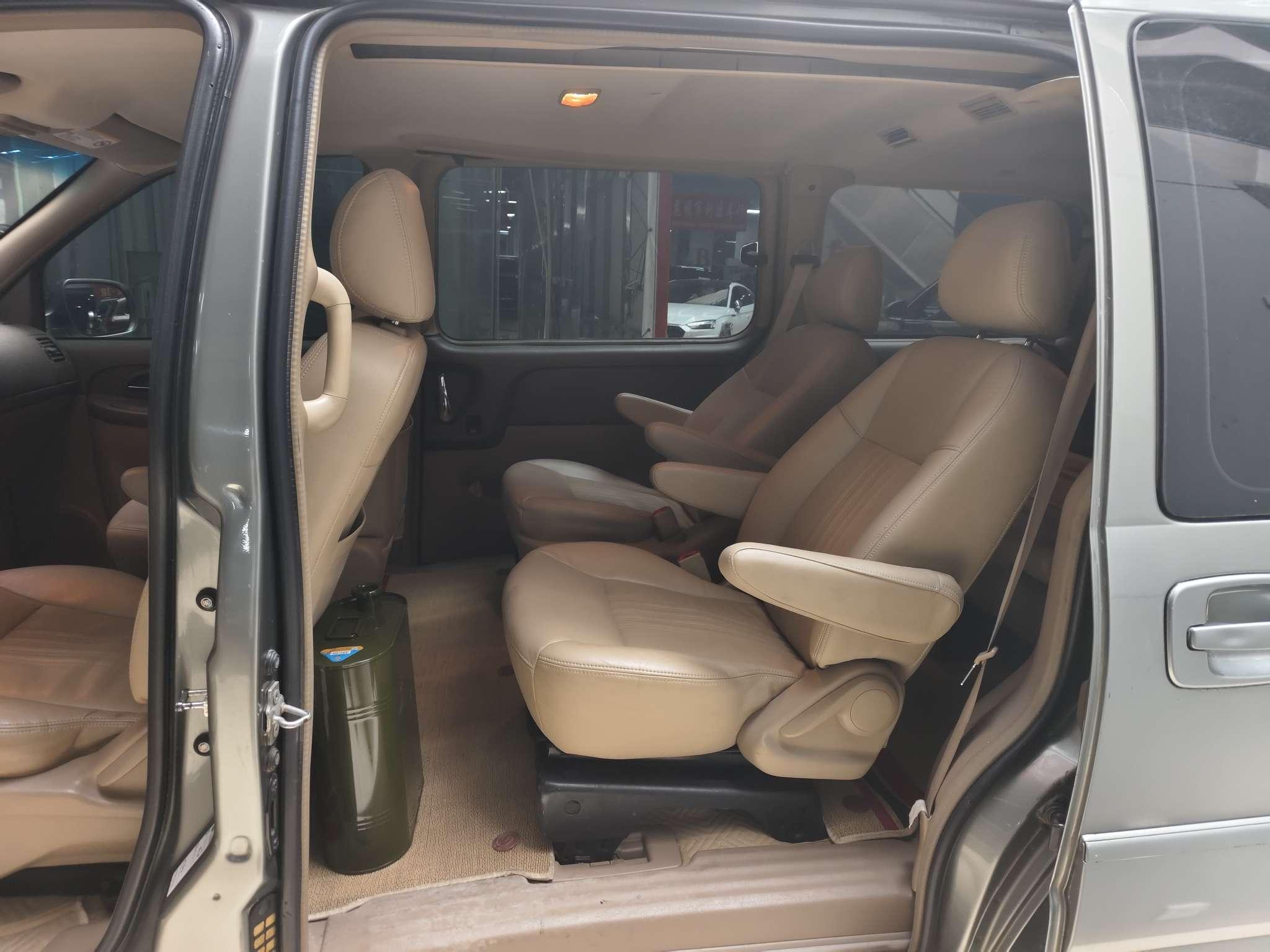 Buick GL8 2013 thumb 7