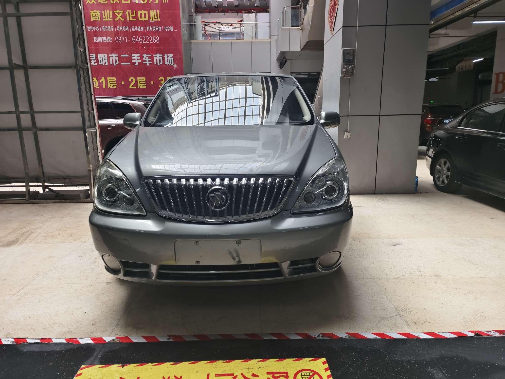 Buick GL8 2013 thumb 9