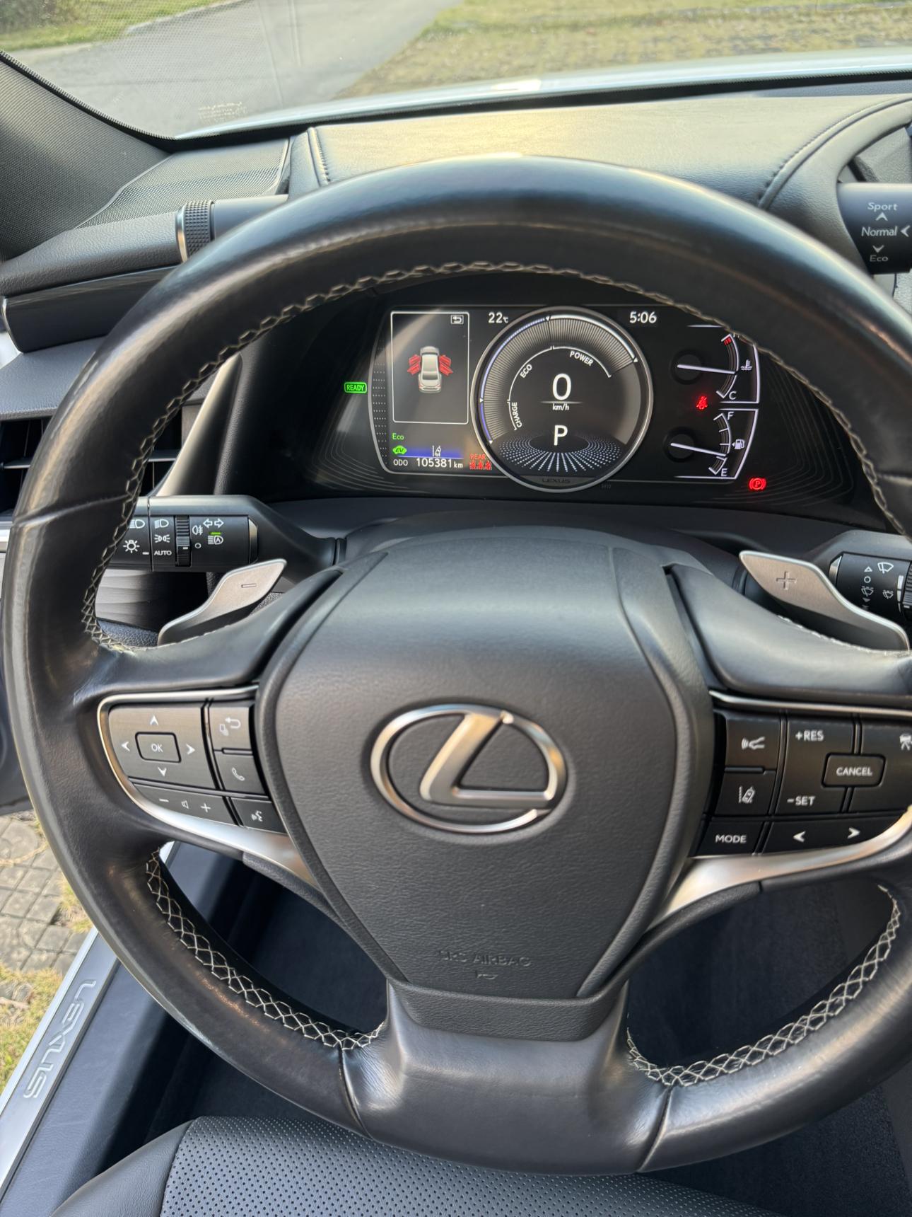 Lexus ES 2019 thumb 12