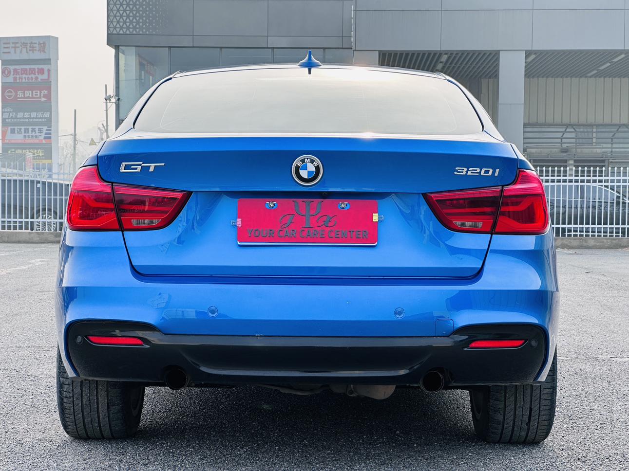 BMW 3 серии 2018 thumb 4