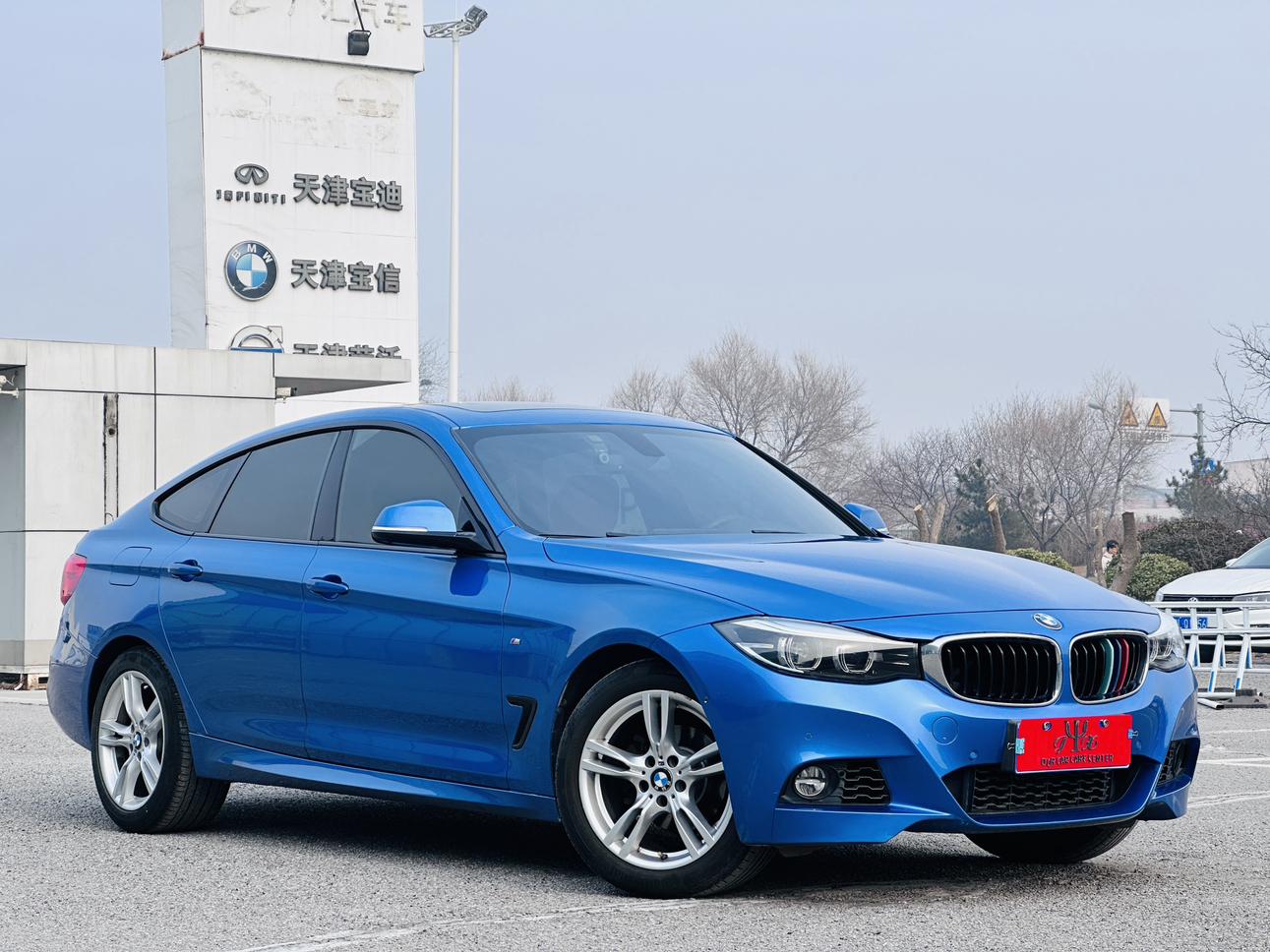 BMW 3 серии 2018 thumb 7