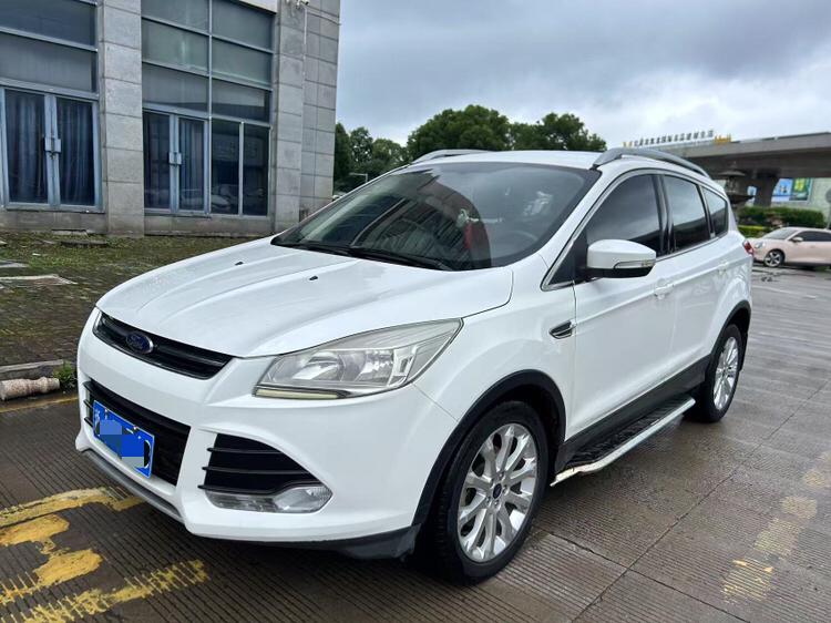 Ford Kuga 2015 thumb 8