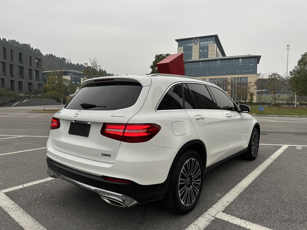 Mercedes-Benz GLC 2018 thumb 5