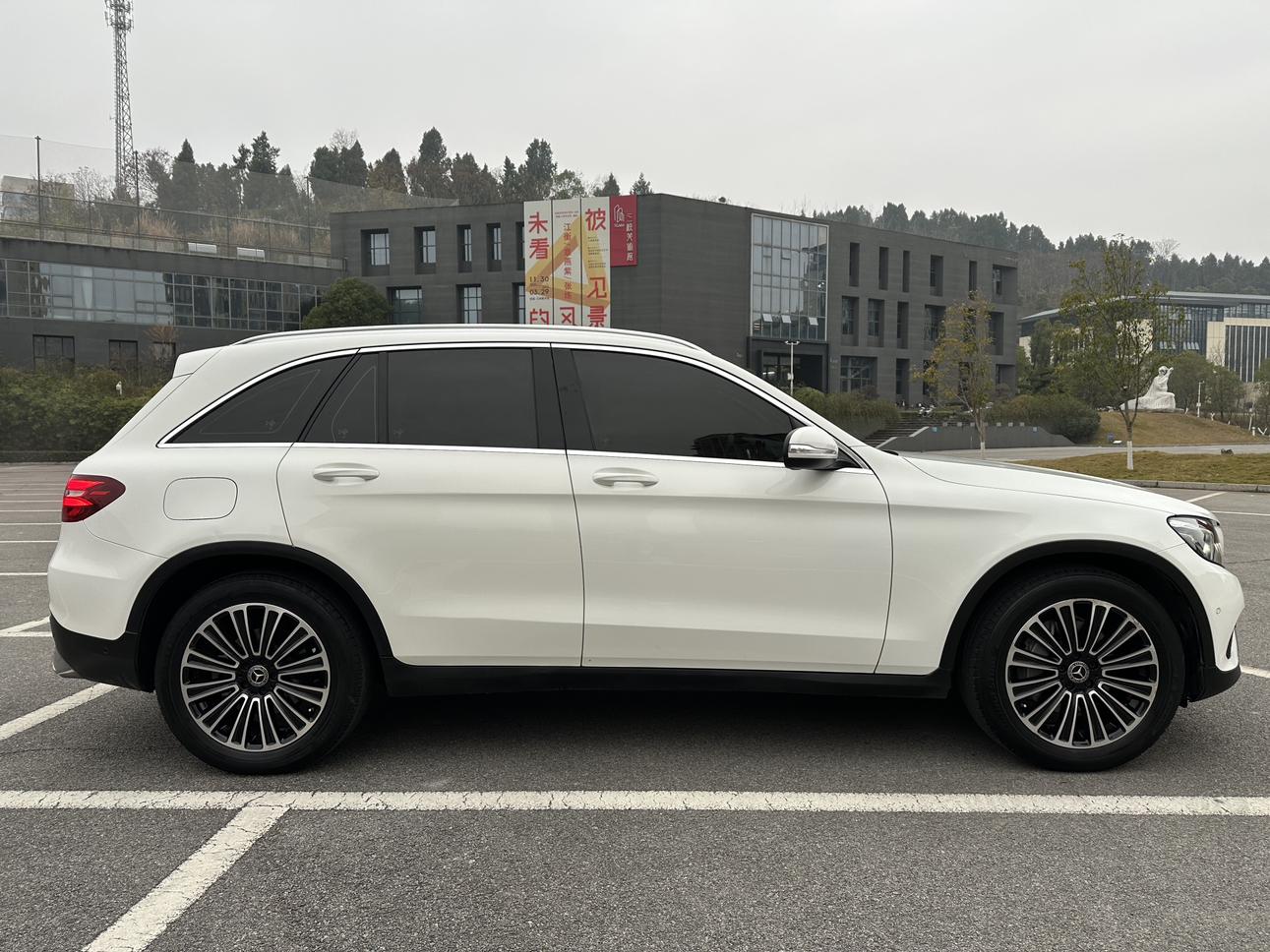 Mercedes-Benz GLC 2018 thumb 6
