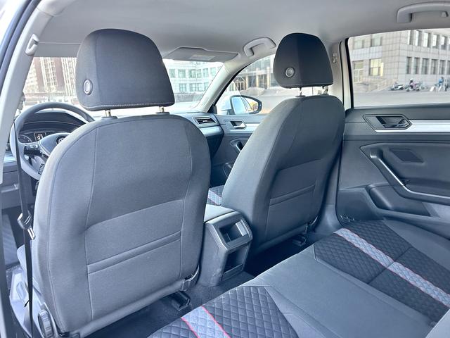 Volkswagen Lamando 2019 thumb 5