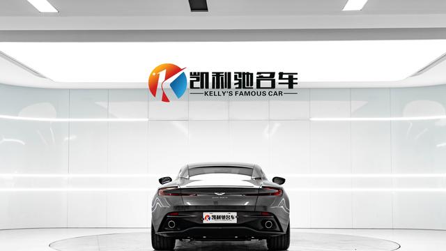 Aston Martin DB11 2022 thumb 2