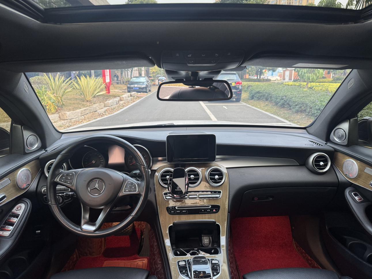 Mercedes-Benz GLC 2018 thumb 5