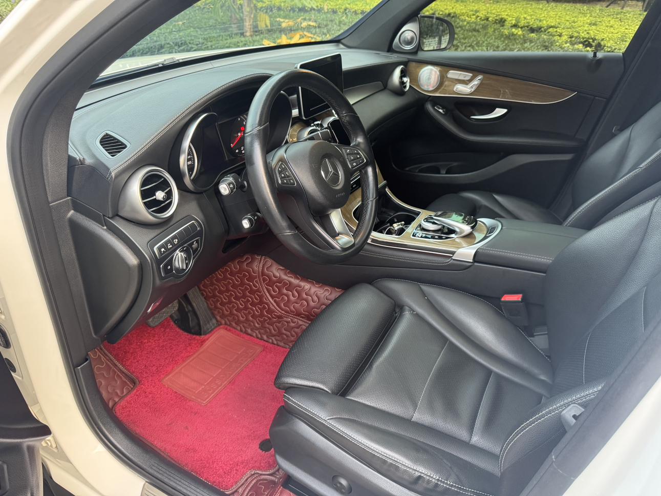 Mercedes-Benz GLC 2018 thumb 6