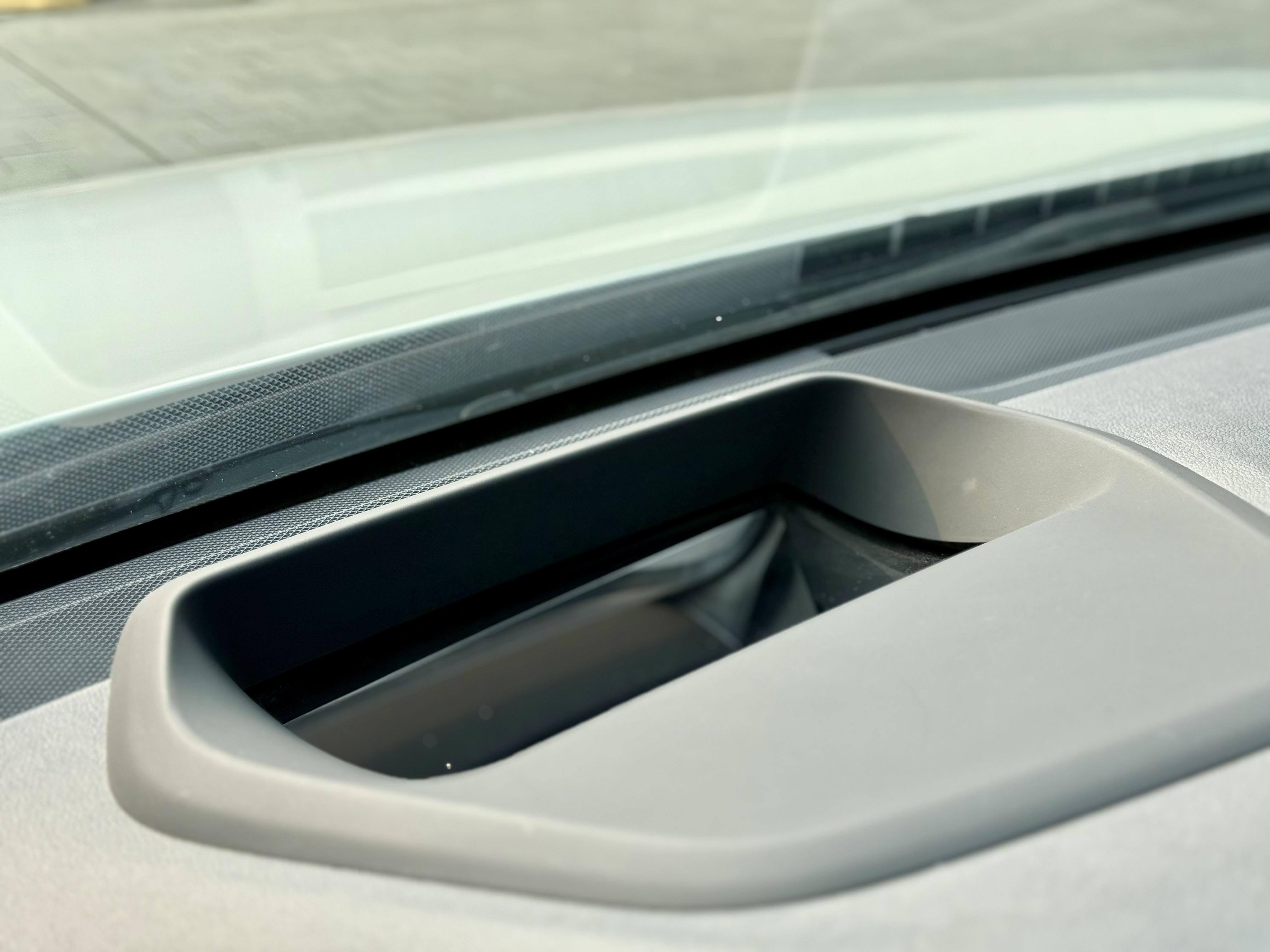 BMW 6 серии 2019 thumb 3