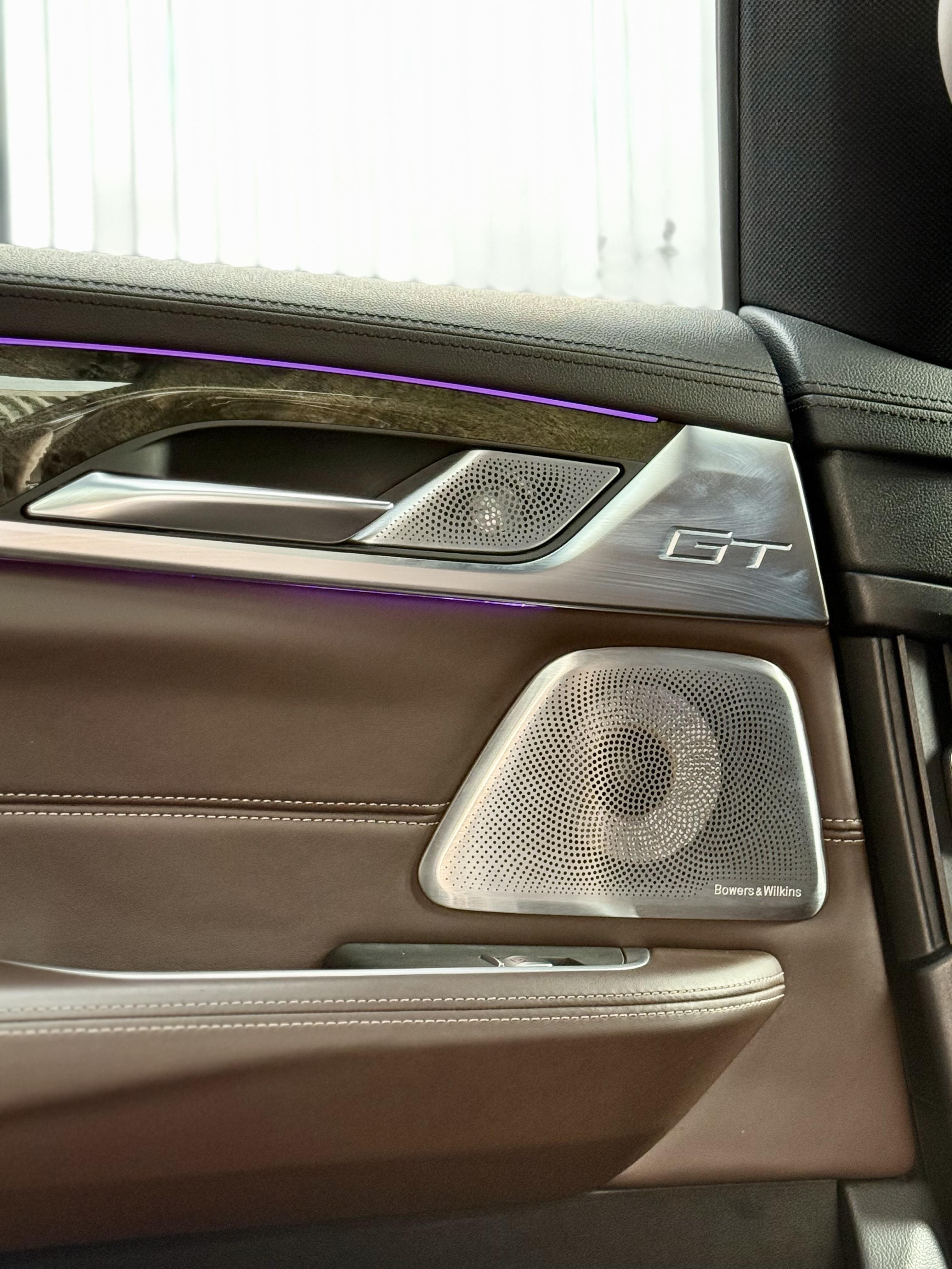 BMW 6 серии 2019 thumb 4