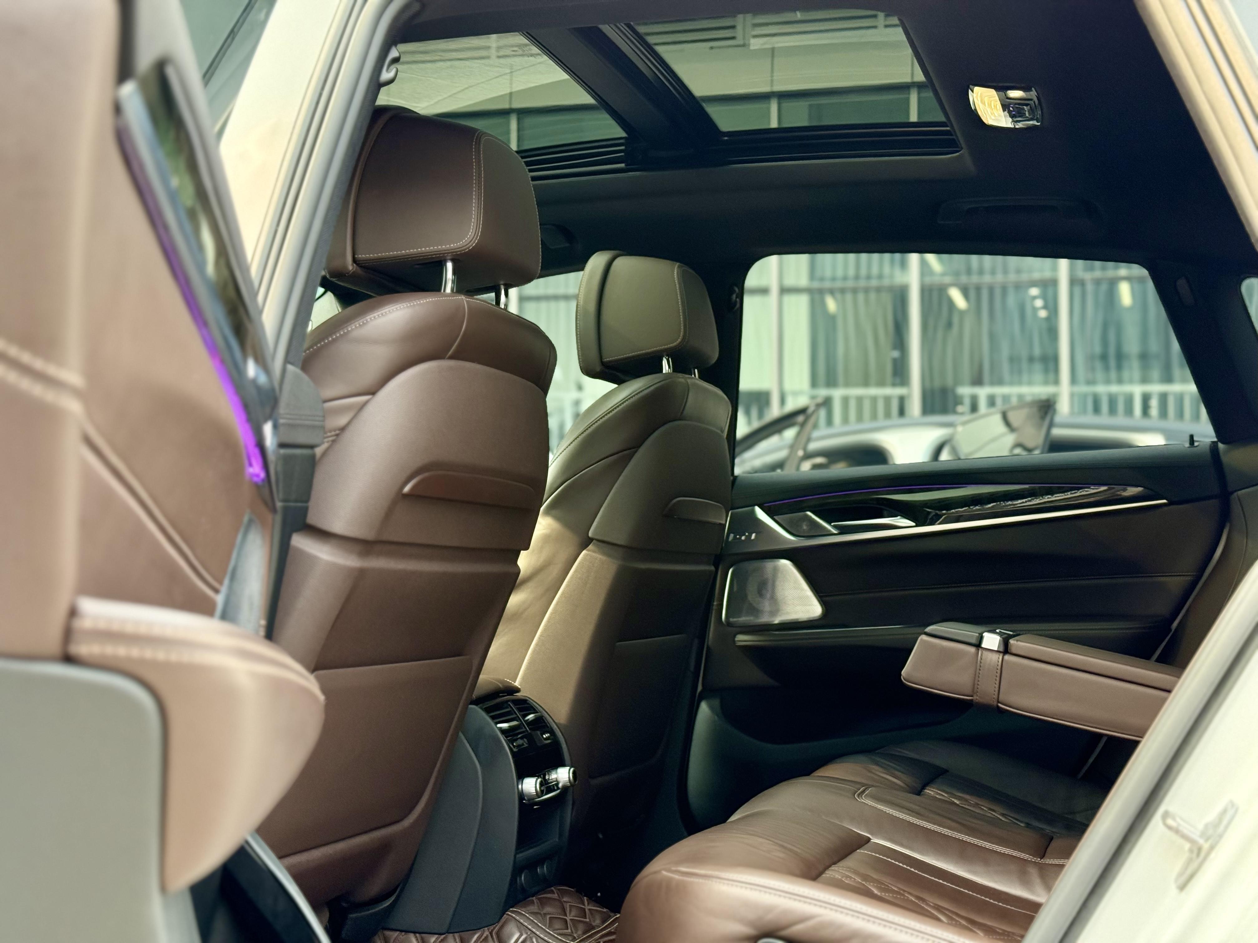 BMW 6 серии 2019 thumb 8