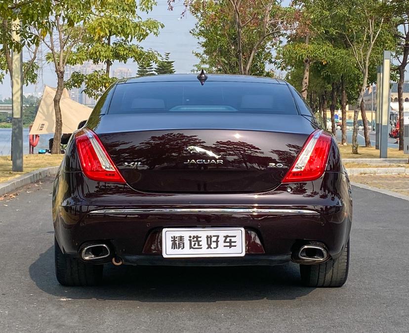 Jaguar XJ 2015 thumb 3