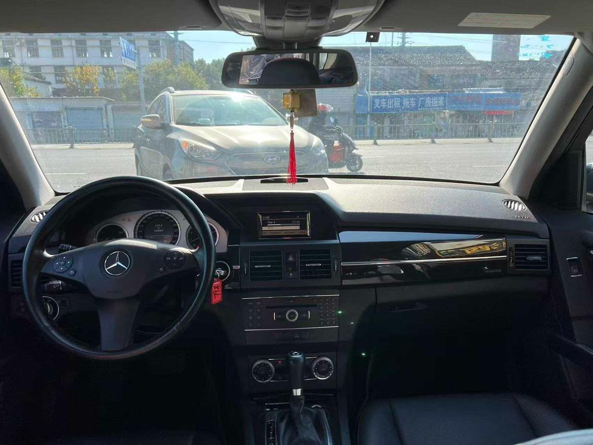 Mercedes-Benz GLK 2011 thumb 5