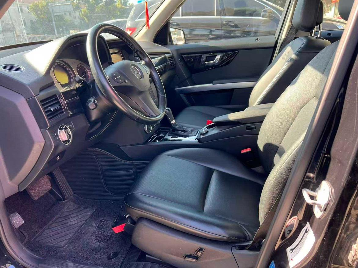 Mercedes-Benz GLK 2011 thumb 6