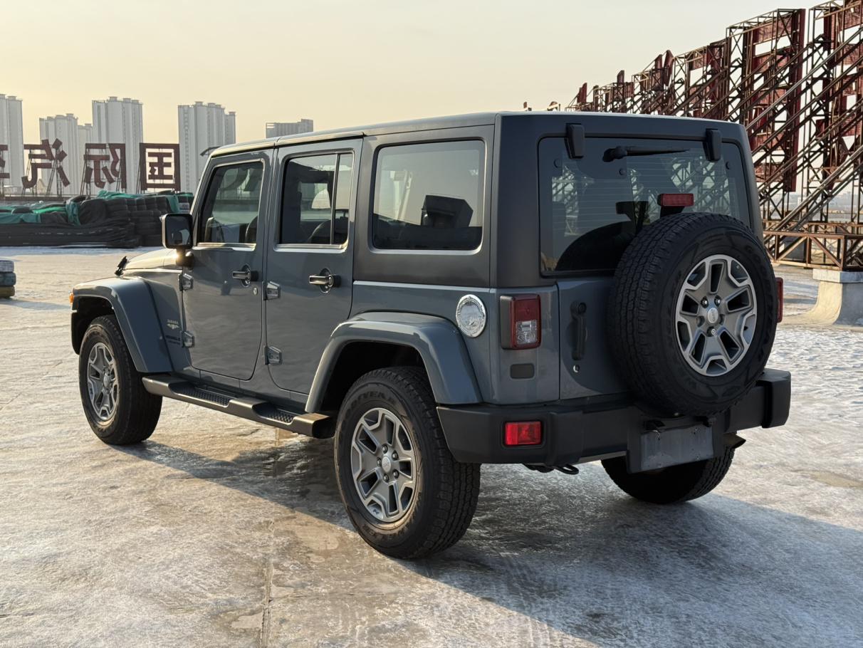 Jeep Wrangler 2015 thumb 3