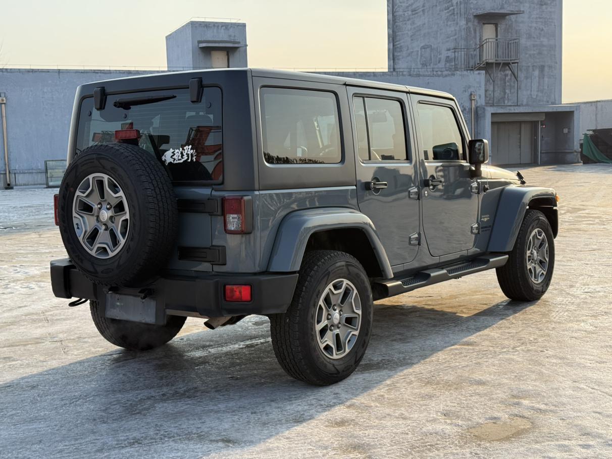 Jeep Wrangler 2015 thumb 5