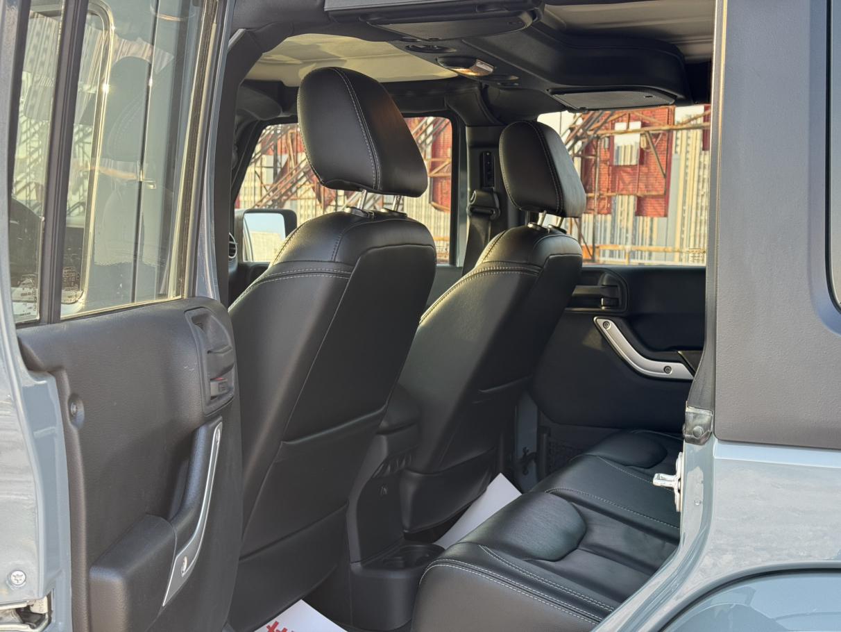 Jeep Wrangler 2015 thumb 10