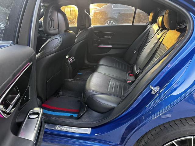 Mercedes-Benz C-Class 2022 thumb 4